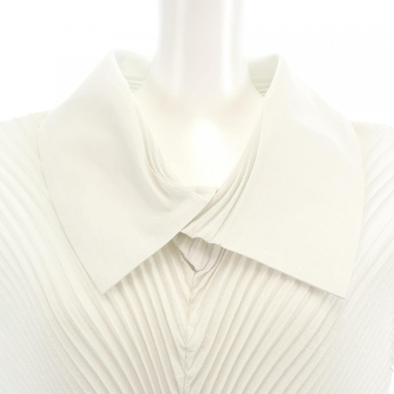 イッセイミヤケ ISSEY MIYAKE IM63F007 トップス