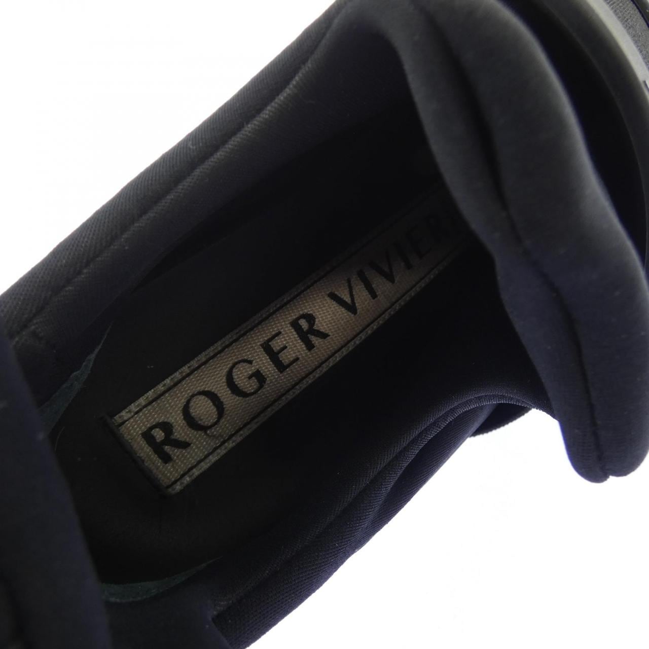 ロジェヴィヴィエ ROGER VIVIER ヴィヴ ラン スニーカー
