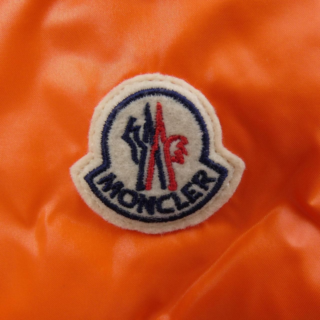 モンクレール MONCLER ダウンジャケット