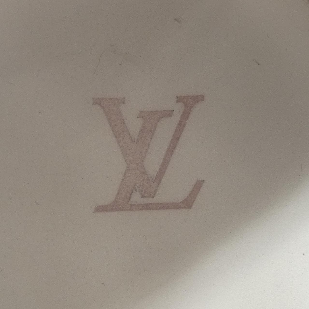 ルイヴィトン LOUIS VUITTON スニーカー