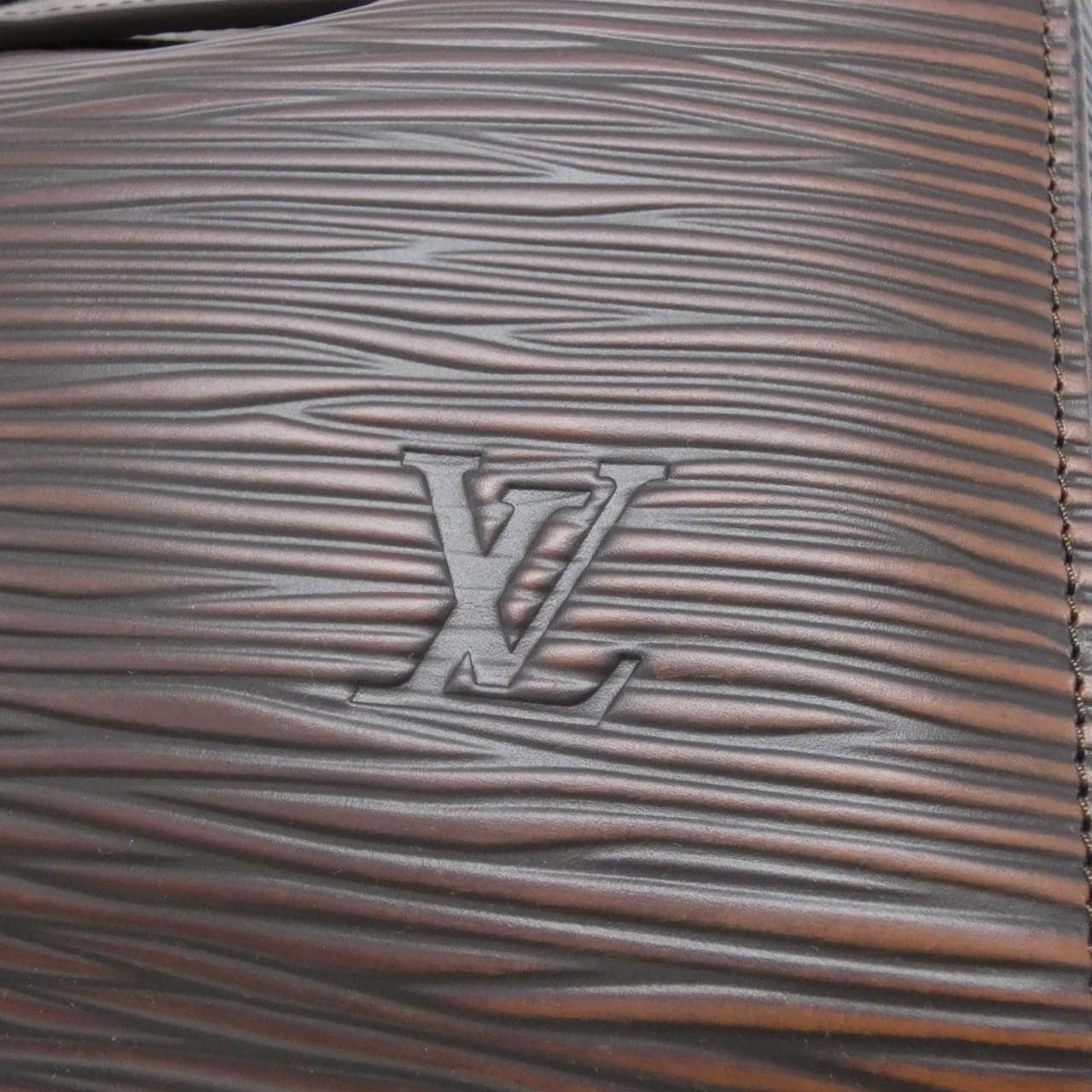 ルイヴィトン エピXL キーポル バンドリエール 50cm M12691 ボストンバッグ