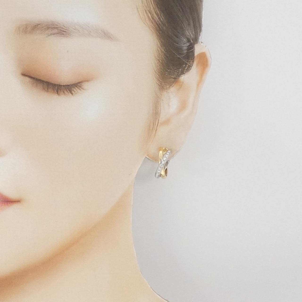 ワコウ ダイヤモンド イヤリング 0.32CT