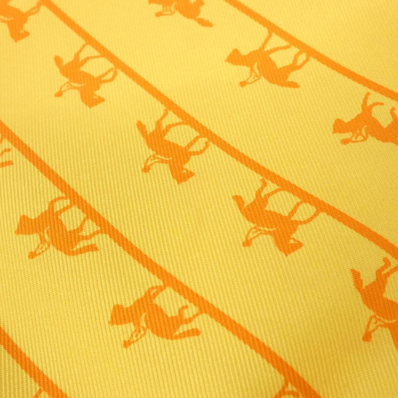 エルメス ガヴロッシュ プチスカーフ