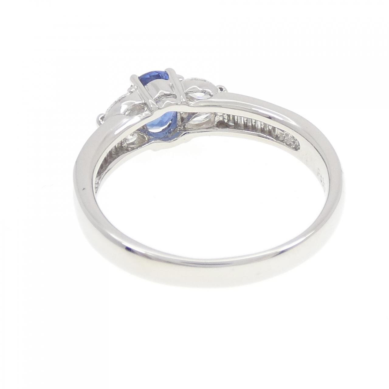 PT900 Sapphire Ring 0.76CT