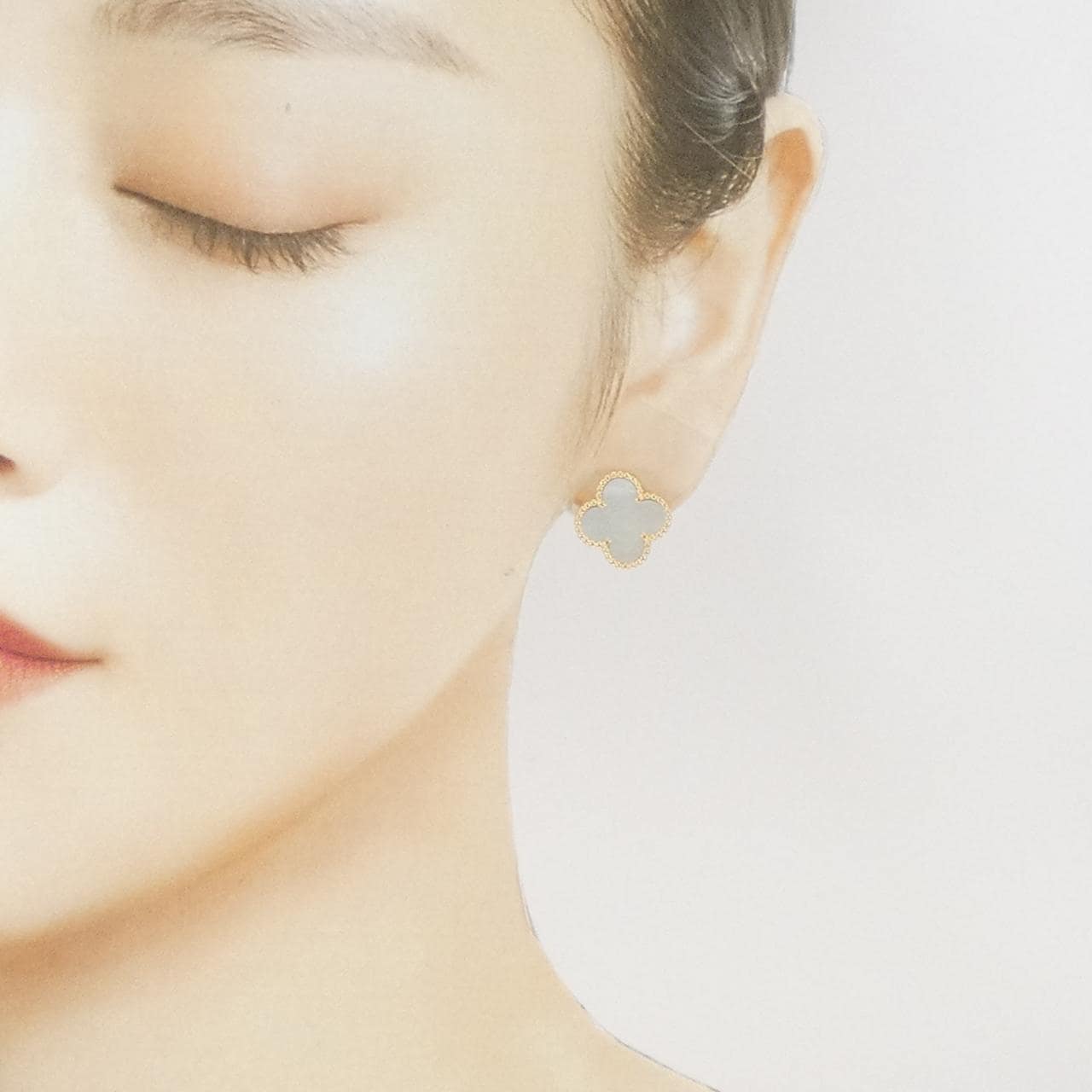 ヴァンクリーフ&アーペル ヴィンテージアルハンブラ ピアス