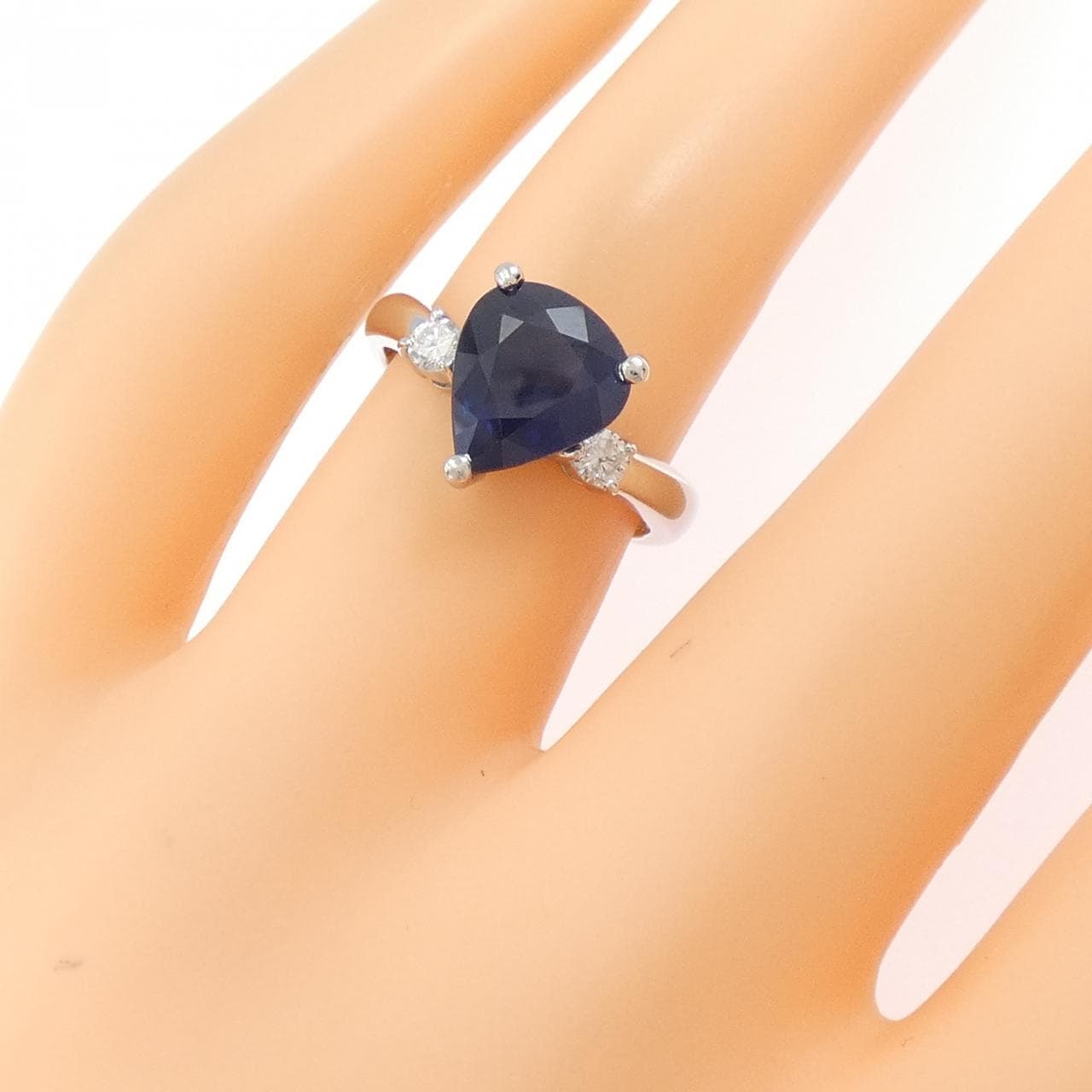 PT900 サファイヤ リング 2.63CT