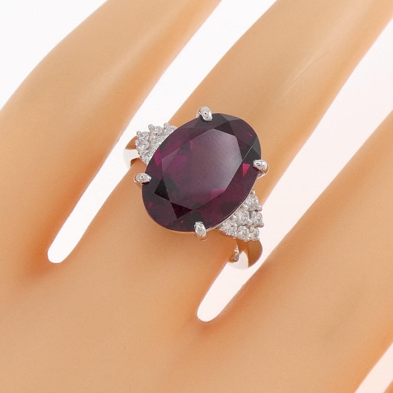 PT900 ガーネット リング 6.45CT