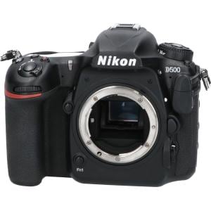 NIKON D500