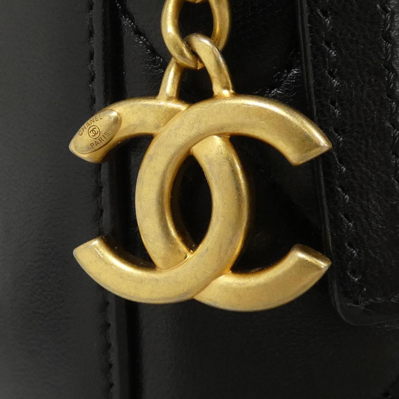 CHANEL AS2735 单肩包