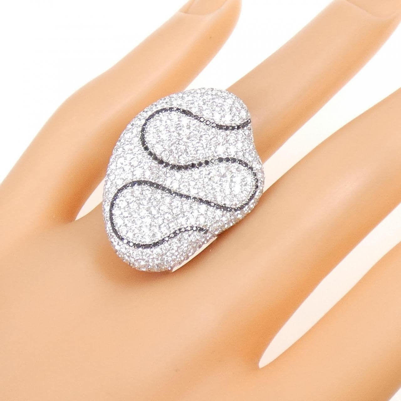 K18WG ダイヤモンド リング 2.66CT