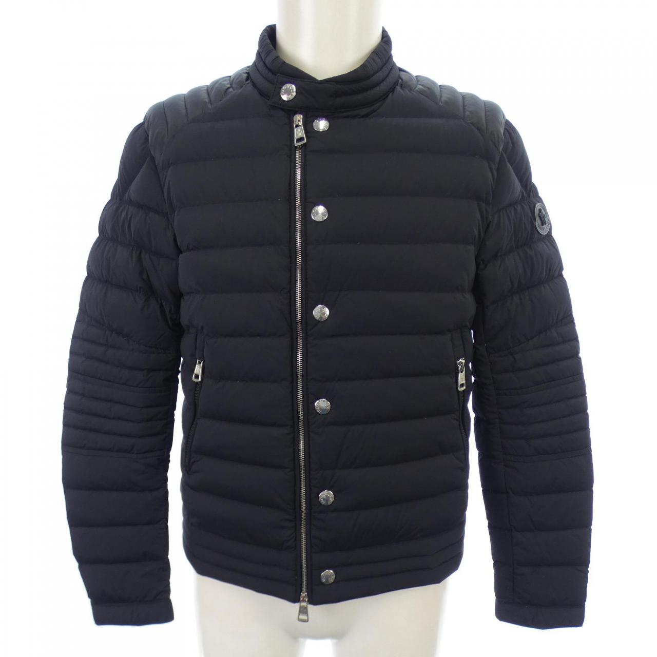 モンクレール MONCLER ダウンジャケット