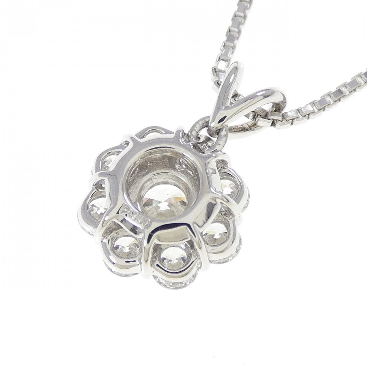 ロイヤル アッシャー フラワー ダイヤモンド ネックレス 0.50CT