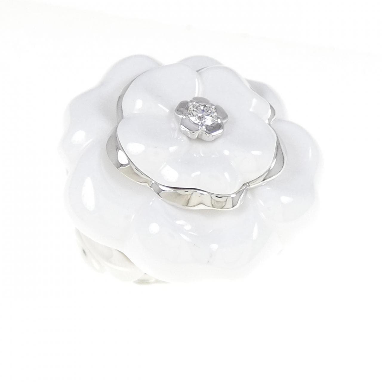 CHANEL camelia large ring
