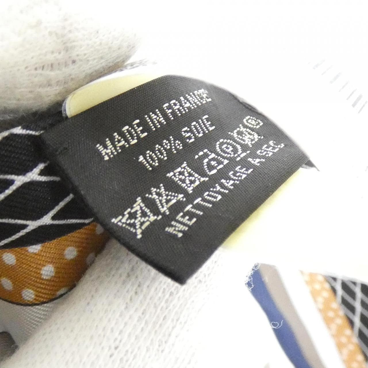 【未使用品】エルメス GRAND THEATRE NOUVEAU ツイリー 063761S スカーフ