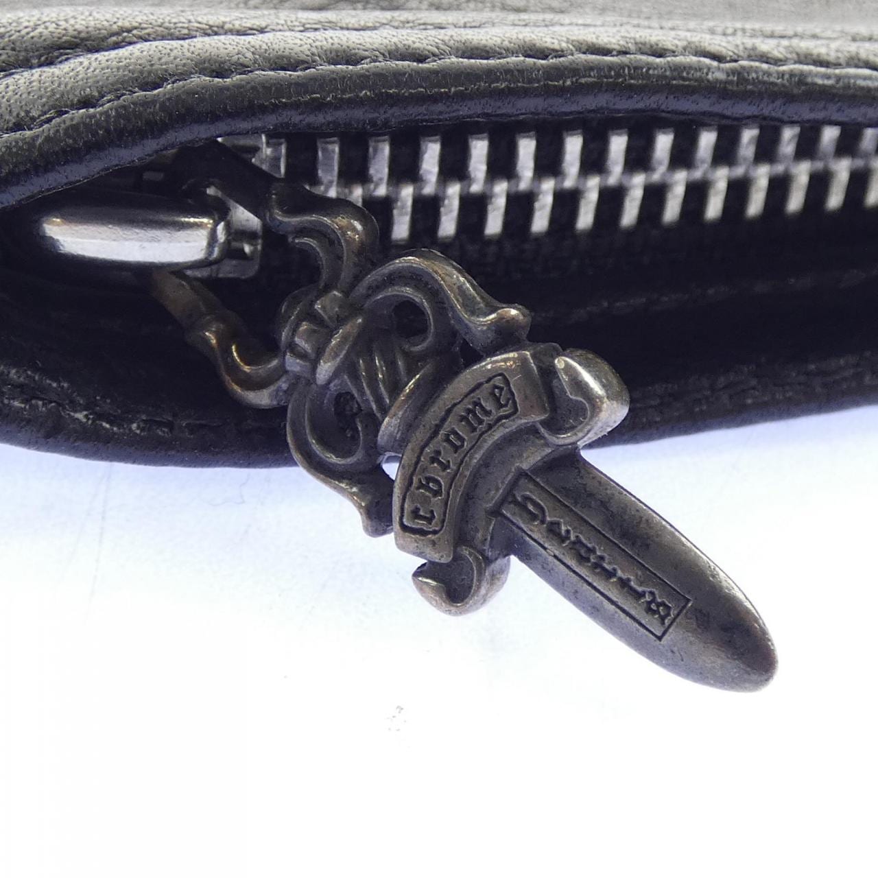 クロムハーツ CHROME HEARTS ZPR CHNG 3/4 2246 304 0915 0900 COIN CASE