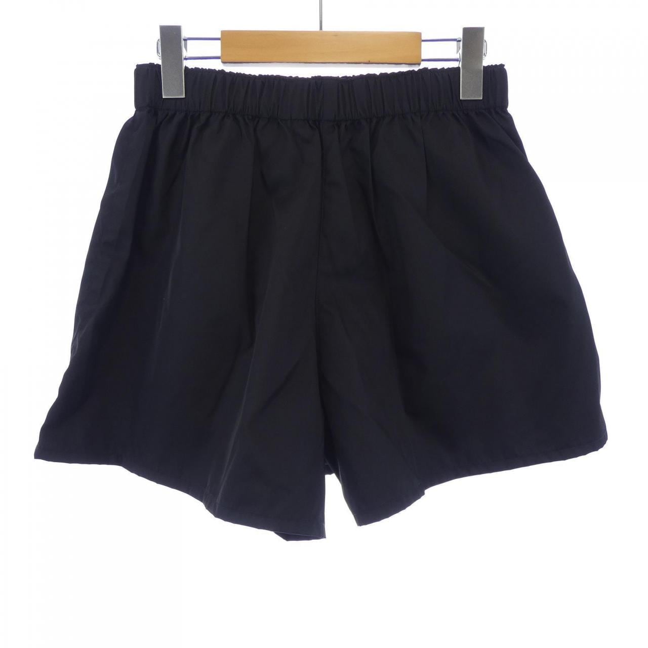 プラダ PRADA トライアングルロゴ 22C757 S231 1WQ8 ショートパンツ