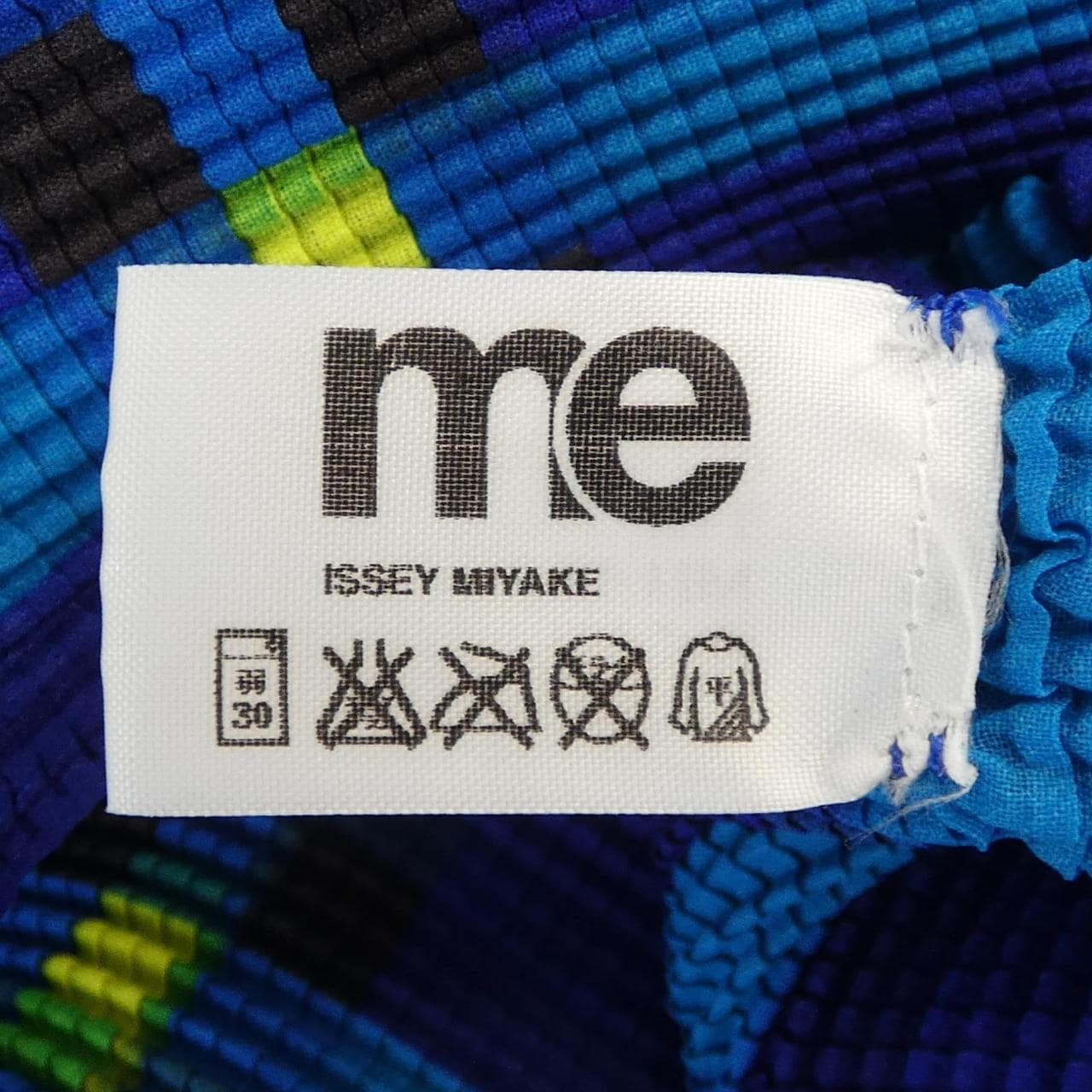ミーイッセイミヤケ me ISSEY MIYAKE MI14FJ601 トップス