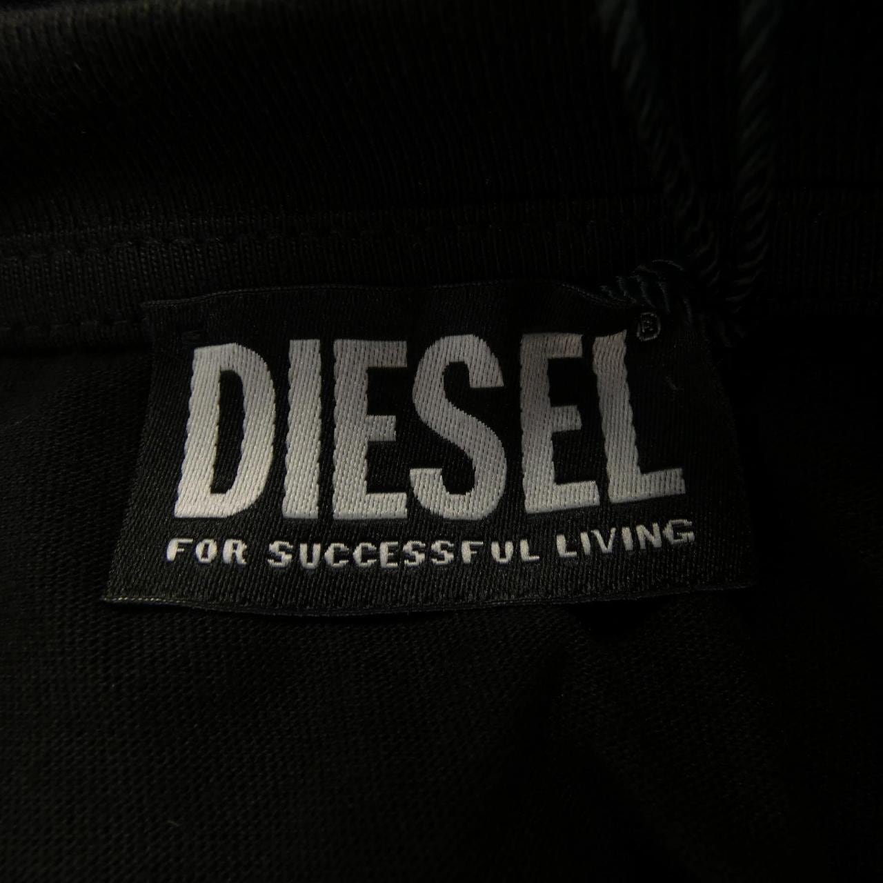 ディーゼル DIESEL A15461 RHERA Tシャツ