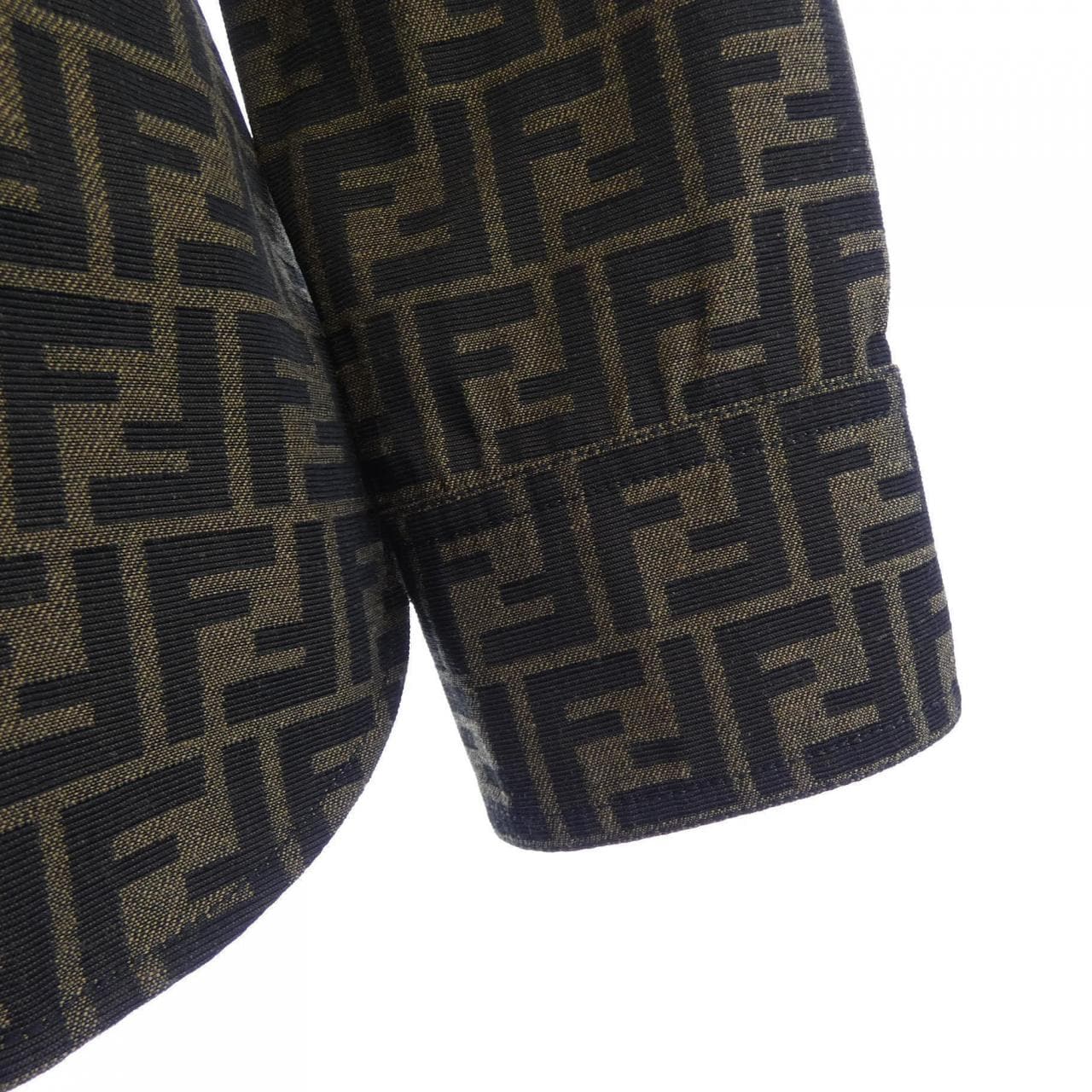 フェンディ FENDI FJ7267 A5W3 ジャケット