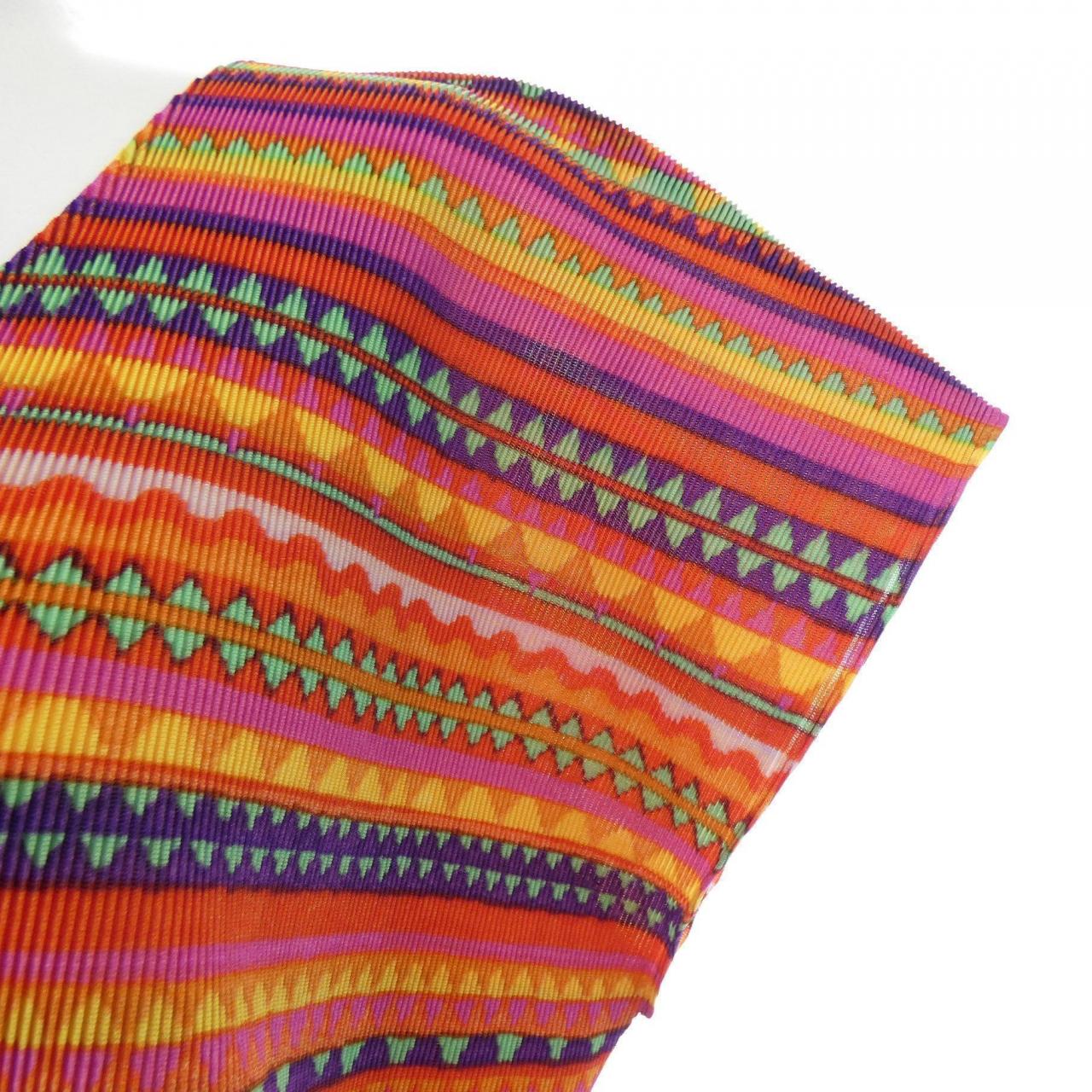 プリーツプリーズ PLEATS PLEASE PP31FK292 トップス