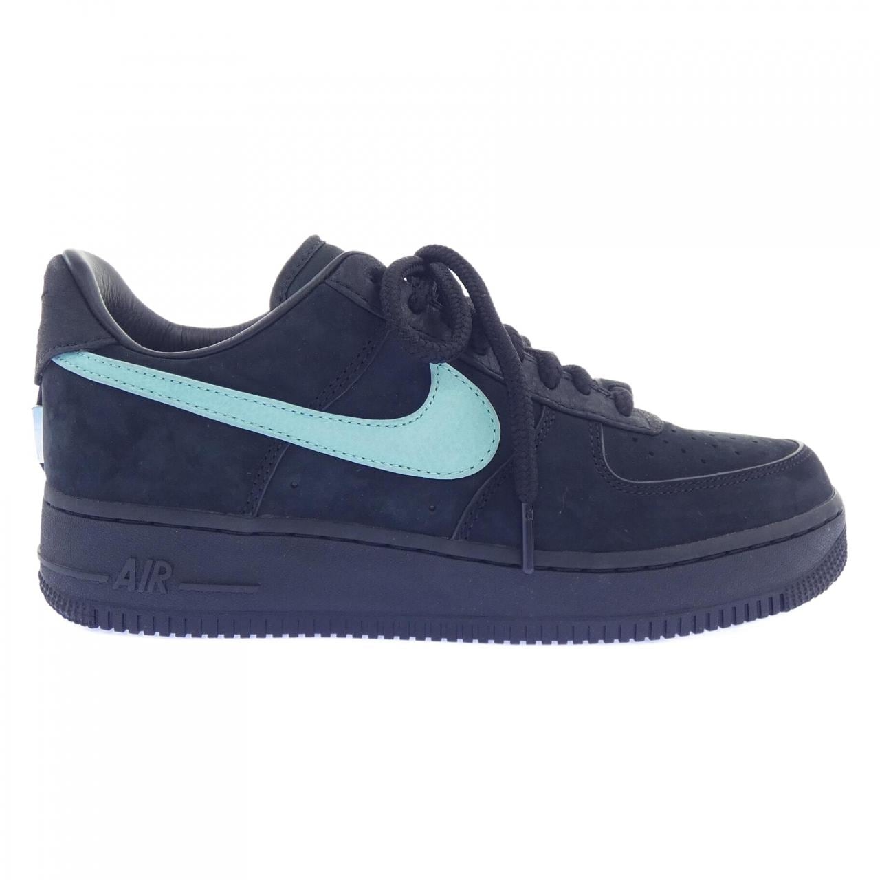 ナイキ NIKE DZ1382-001 スニーカー