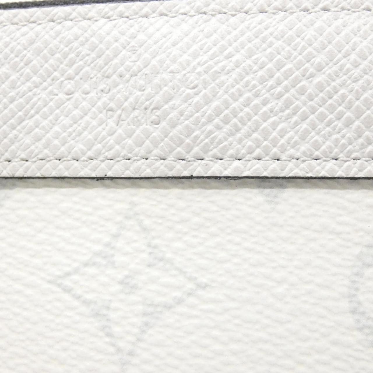 ルイヴィトン タイガ ラマ ポシェット ディスカバリー PM M30279 バッグ