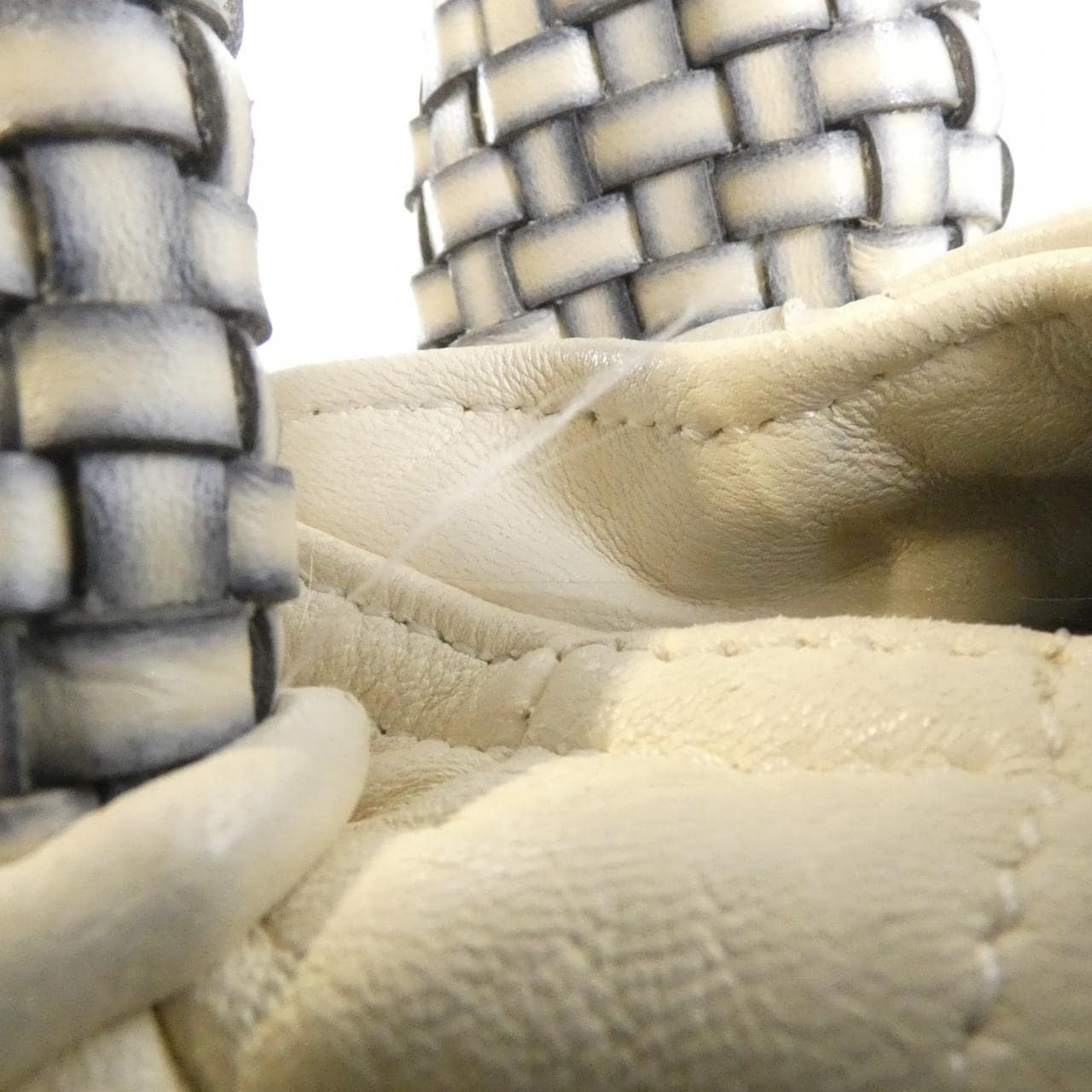 フェンディ SPY 8BR511 UN2 バッグ