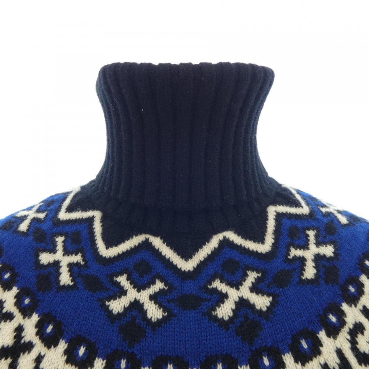 フェンディ FENDI FZY505 A0B2 ニット