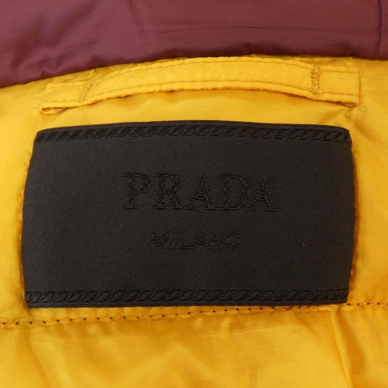 プラダ PRADA SGN614 ダウンジャケット