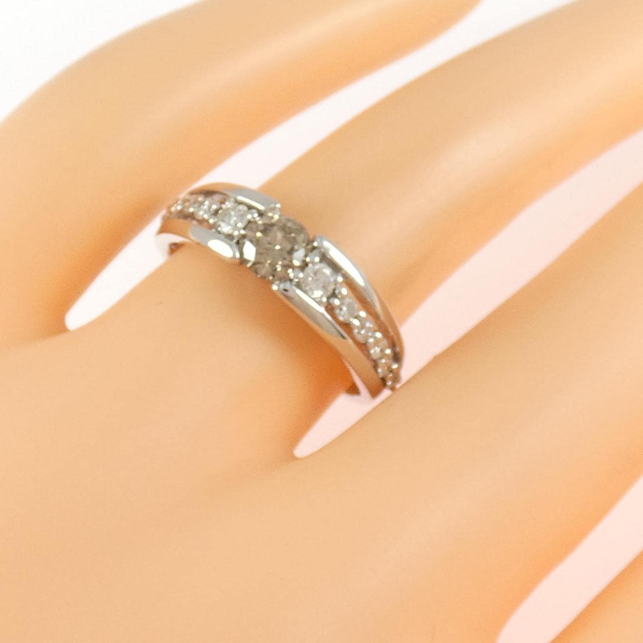 K18WG ダイヤモンド リング 0.45CT