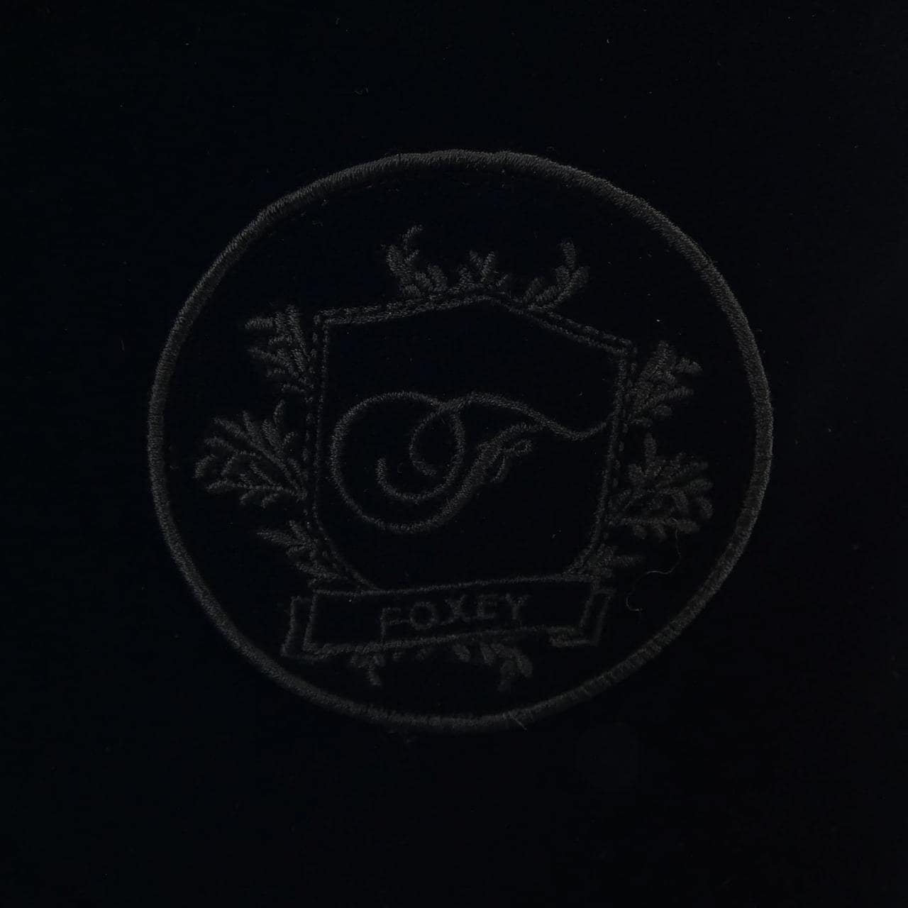ベロアノワールbyフォクシー VELOUR NOIR by FOXEY ベスト