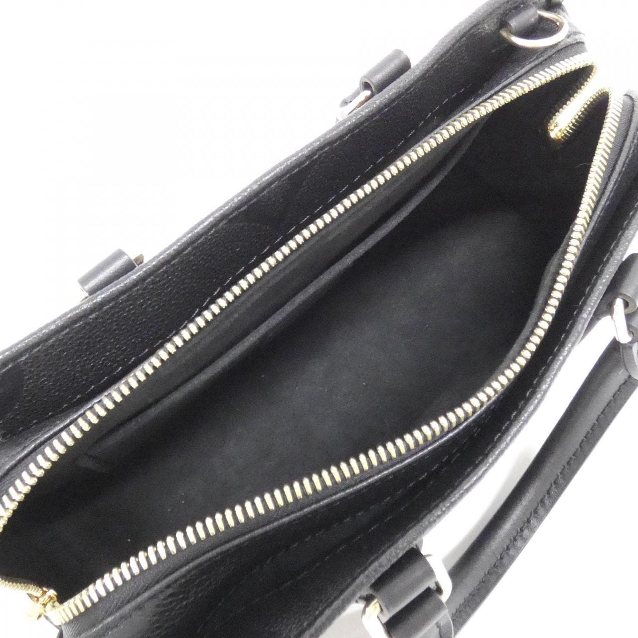 LOUIS VUITTON Monogram Empreinte On The Go EW M23640 包
