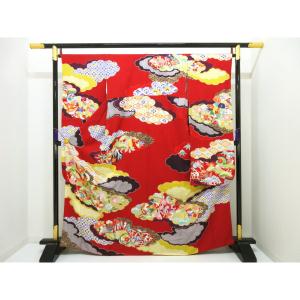 振袖　友禅金彩加工　刺繍入り