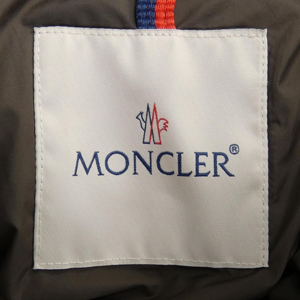 モンクレール MONCLER SOLAYAN ダウンジャケット