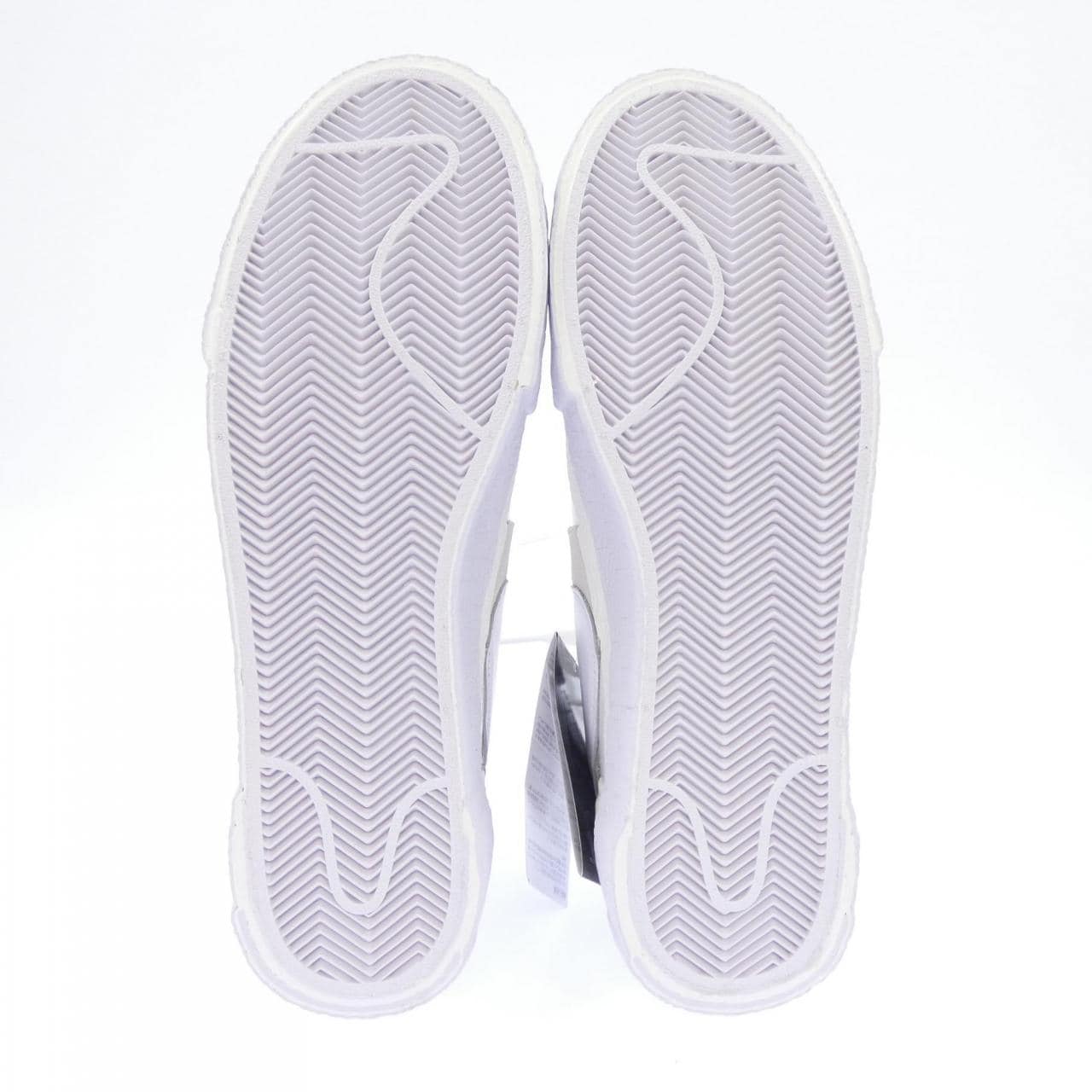 ナイキ NIKE DM6443-100 スニーカー