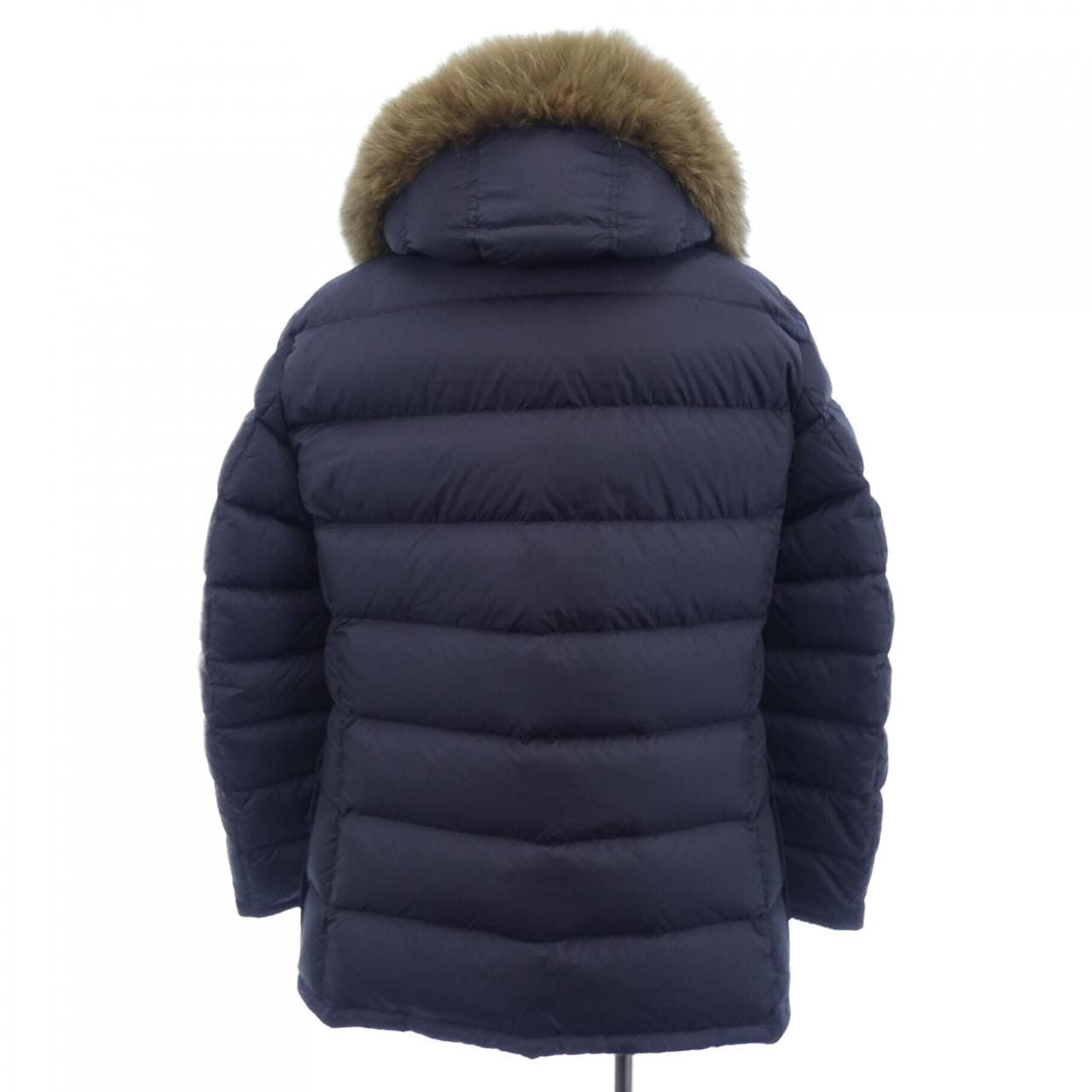 モンクレール MONCLER ダウンジャケット