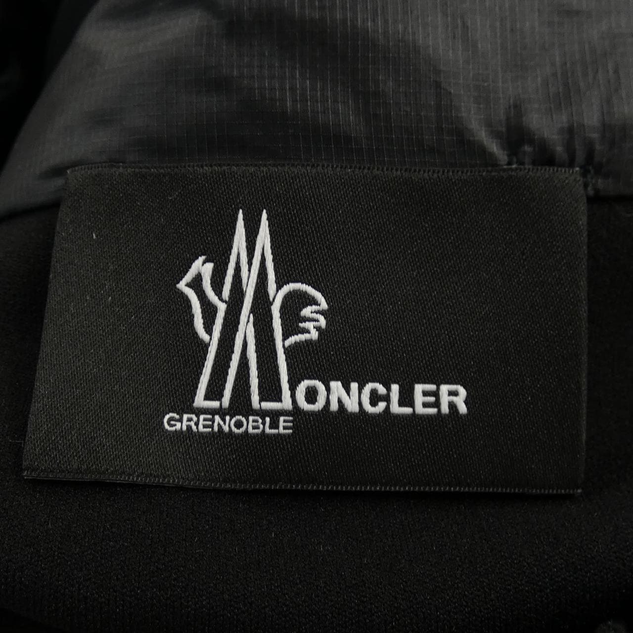 モンクレールグルノーブル MONCLER GRENOBLE ダウンジャケット