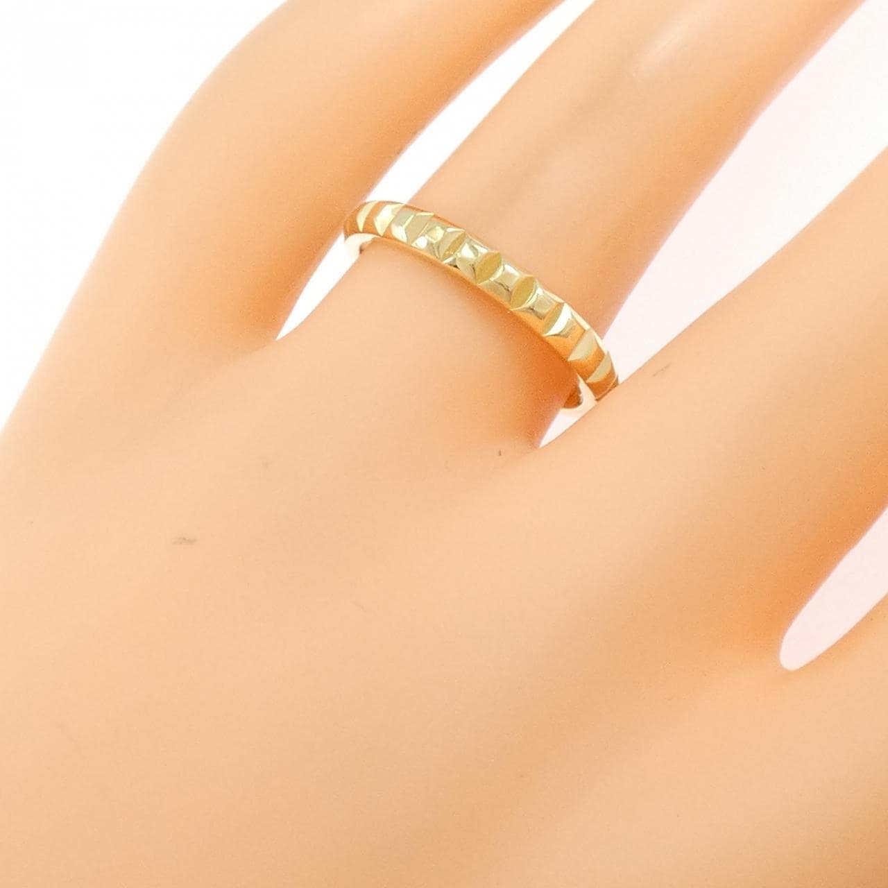 ブシュロン クル ド パリ ミディアム リング