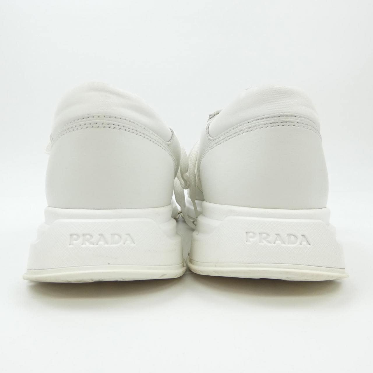 プラダ PRADA スニーカー