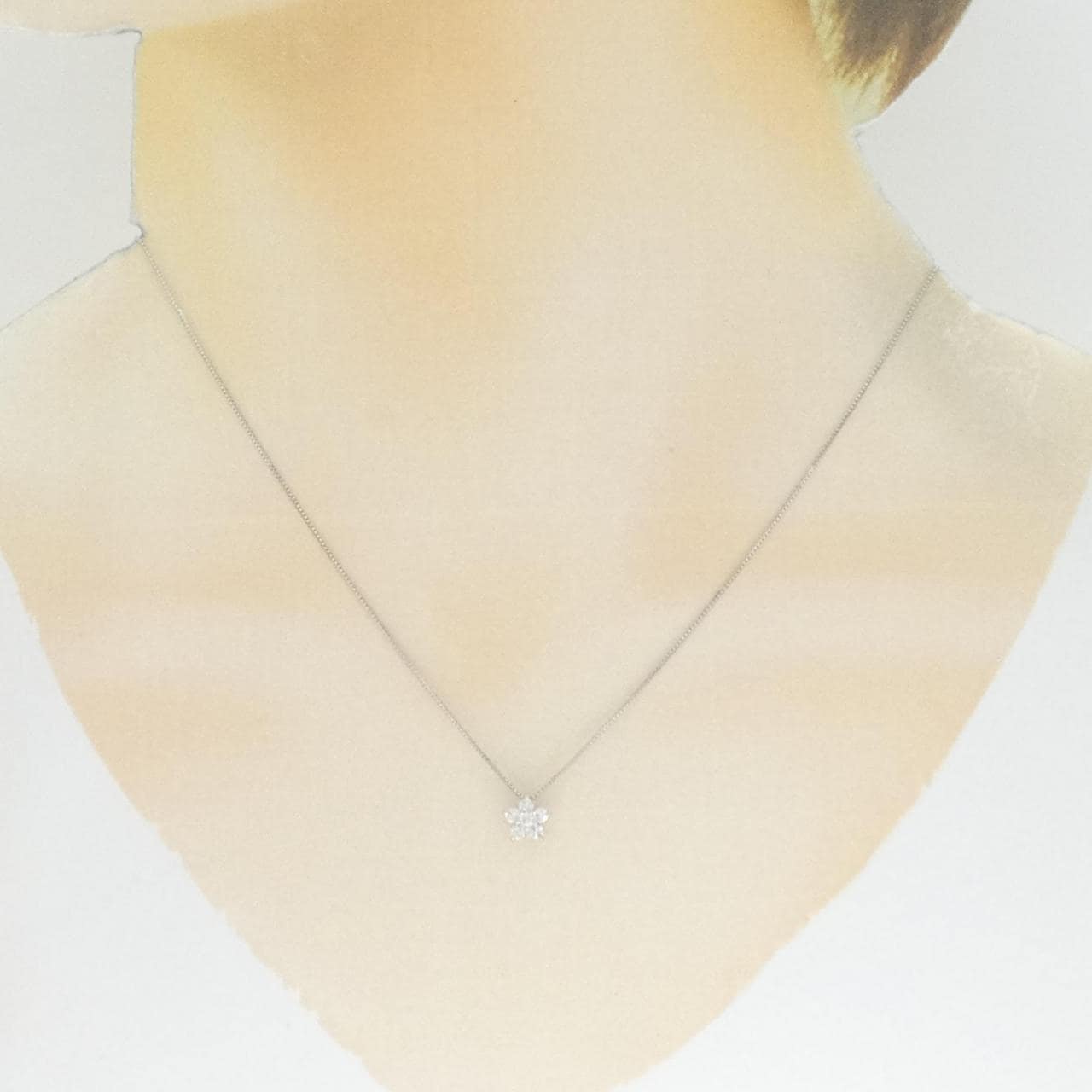 PT900/PT850 フラワー ダイヤモンド ネックレス 0.20CT
