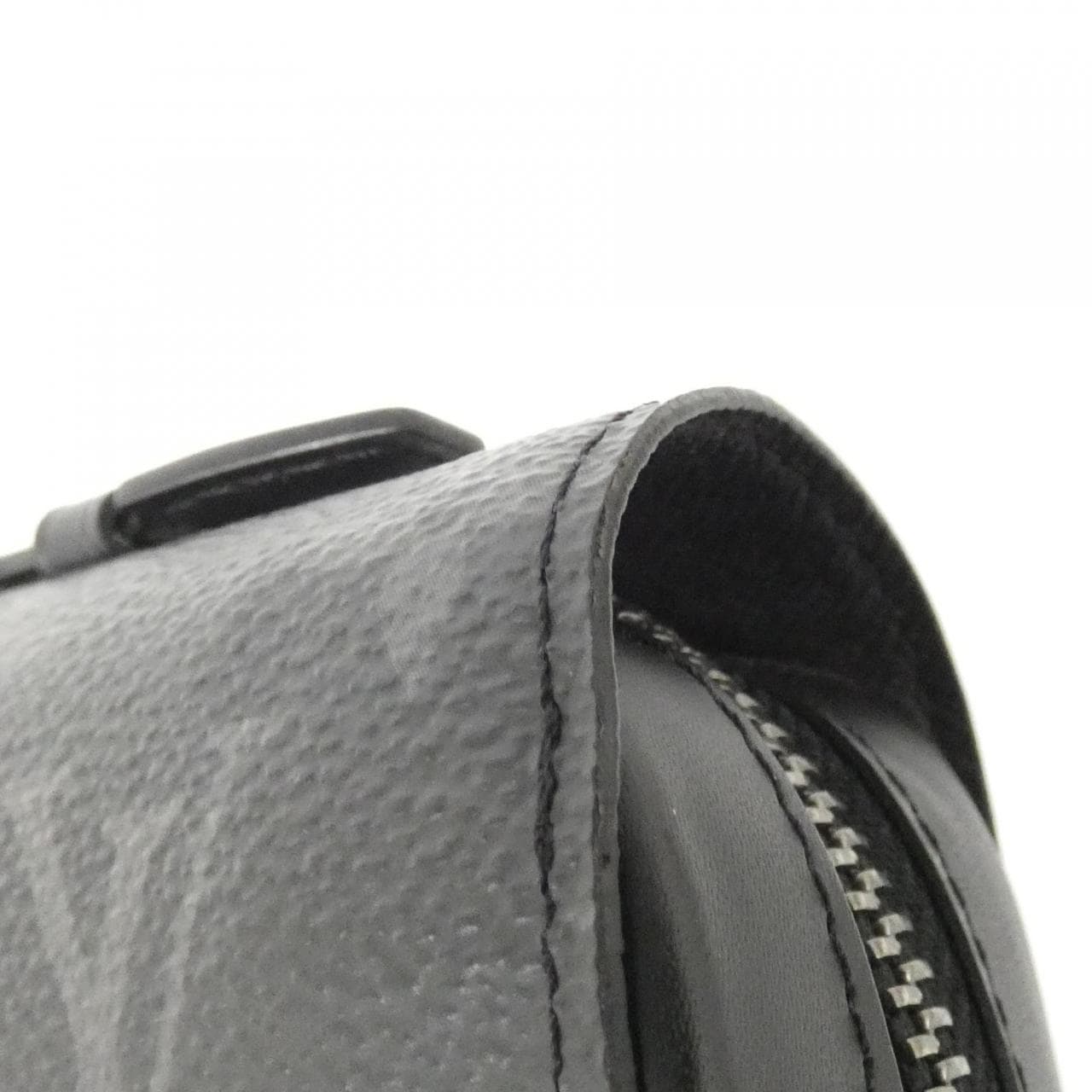 ルイヴィトン モノグラム エクリプス ジッピーXL M61698 財布