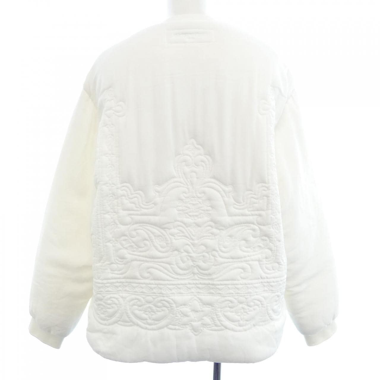 ルイヴィトン LOUIS VUITTON lvオーナメントパデッドvネックスウェット HNB65WOF3 トップス