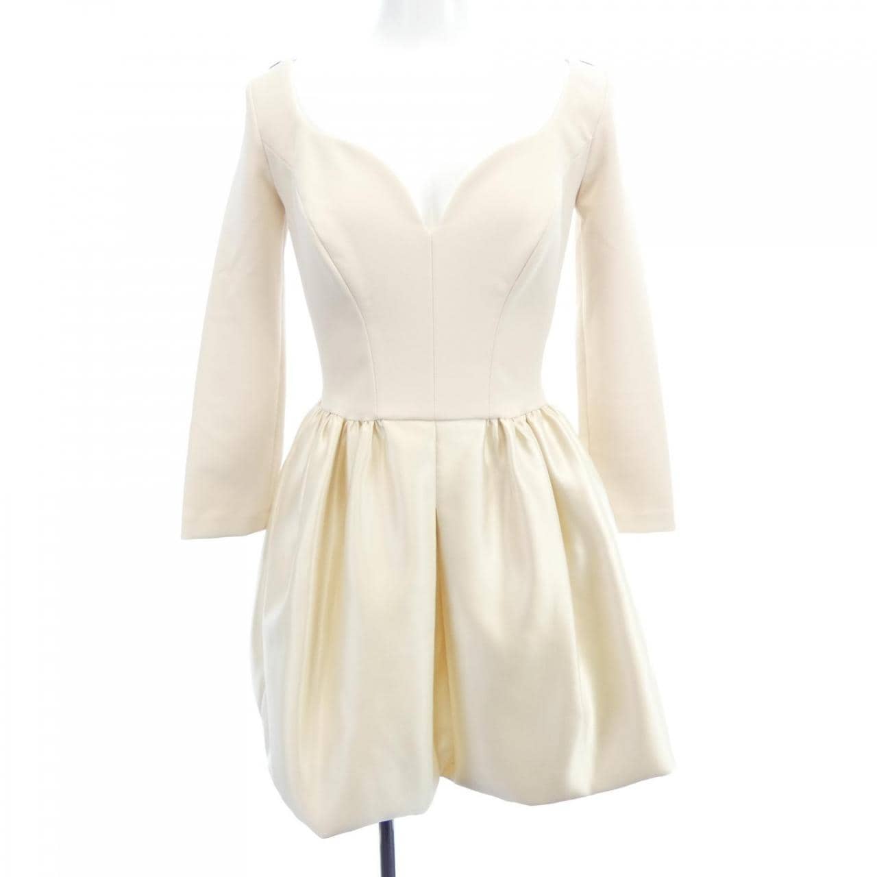 エリザベッタフランキ ELISABETTA FRANCHI ワンピース