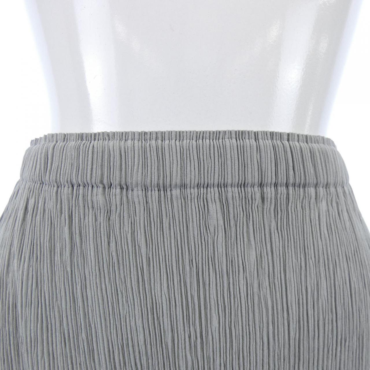 イッセイミヤケ ISSEY MIYAKE IM42FG452 スカート