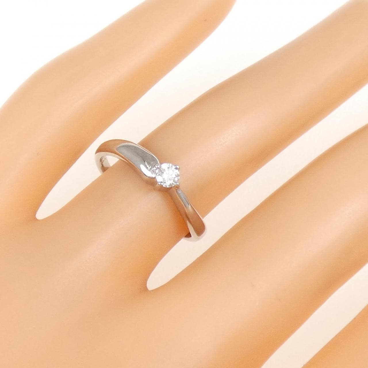 PT900 ダイヤモンド リング 0.116CT