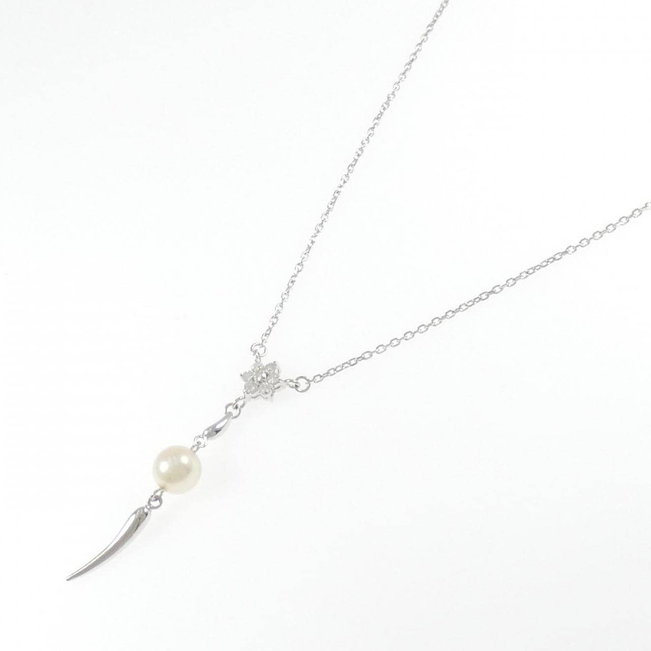 K18WG フラワー アコヤパール ネックレス 8.5mm