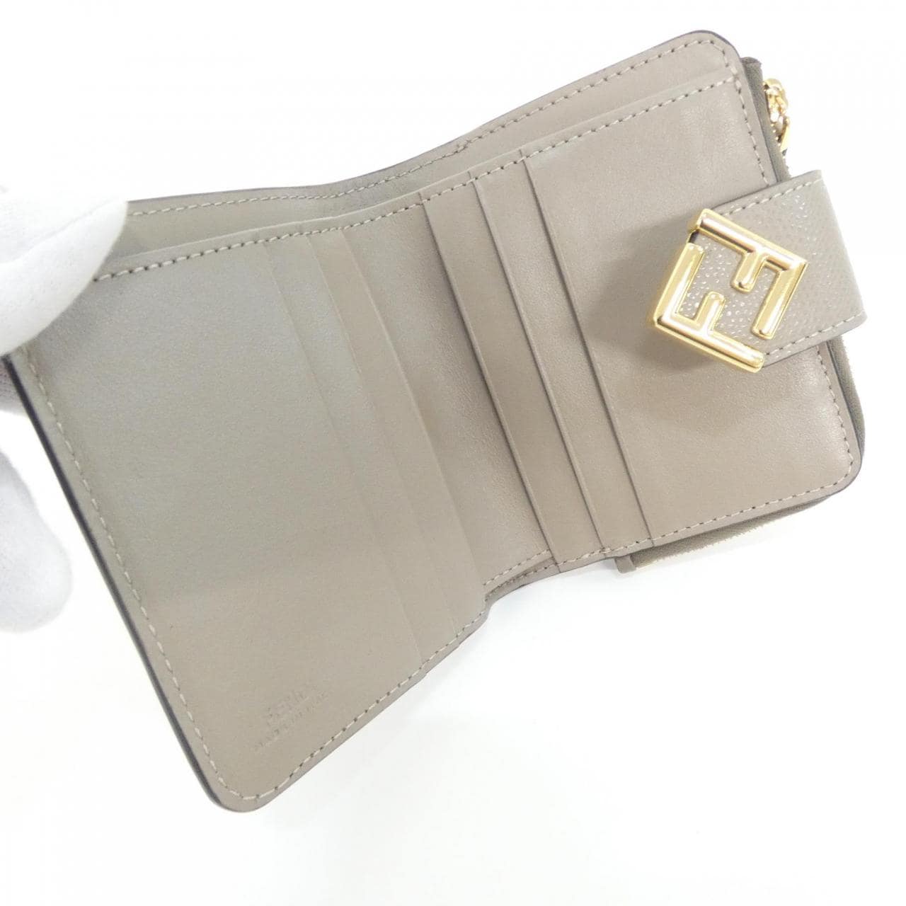 フェンディ FF DIAMOND 8M0490 ALV4 財布
