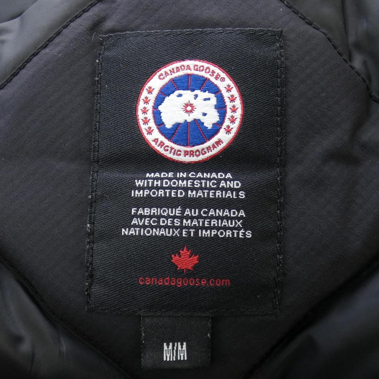 カナダグース CANADA GOOSE ダウンジャケット