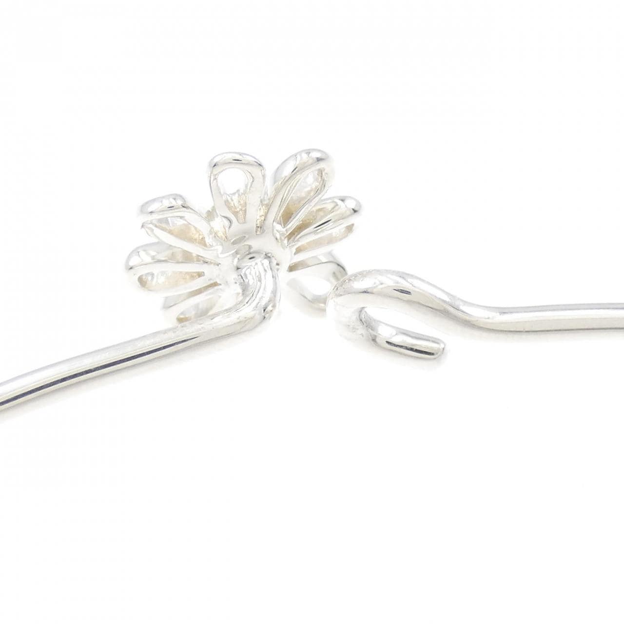 TIFFANY daisy bangle