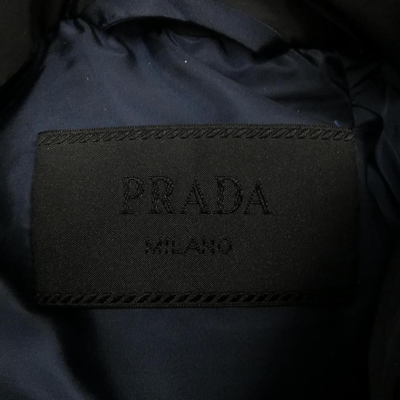 プラダ PRADA トライアングルロゴ SGH573 R132 Q04 ダウンジャケット